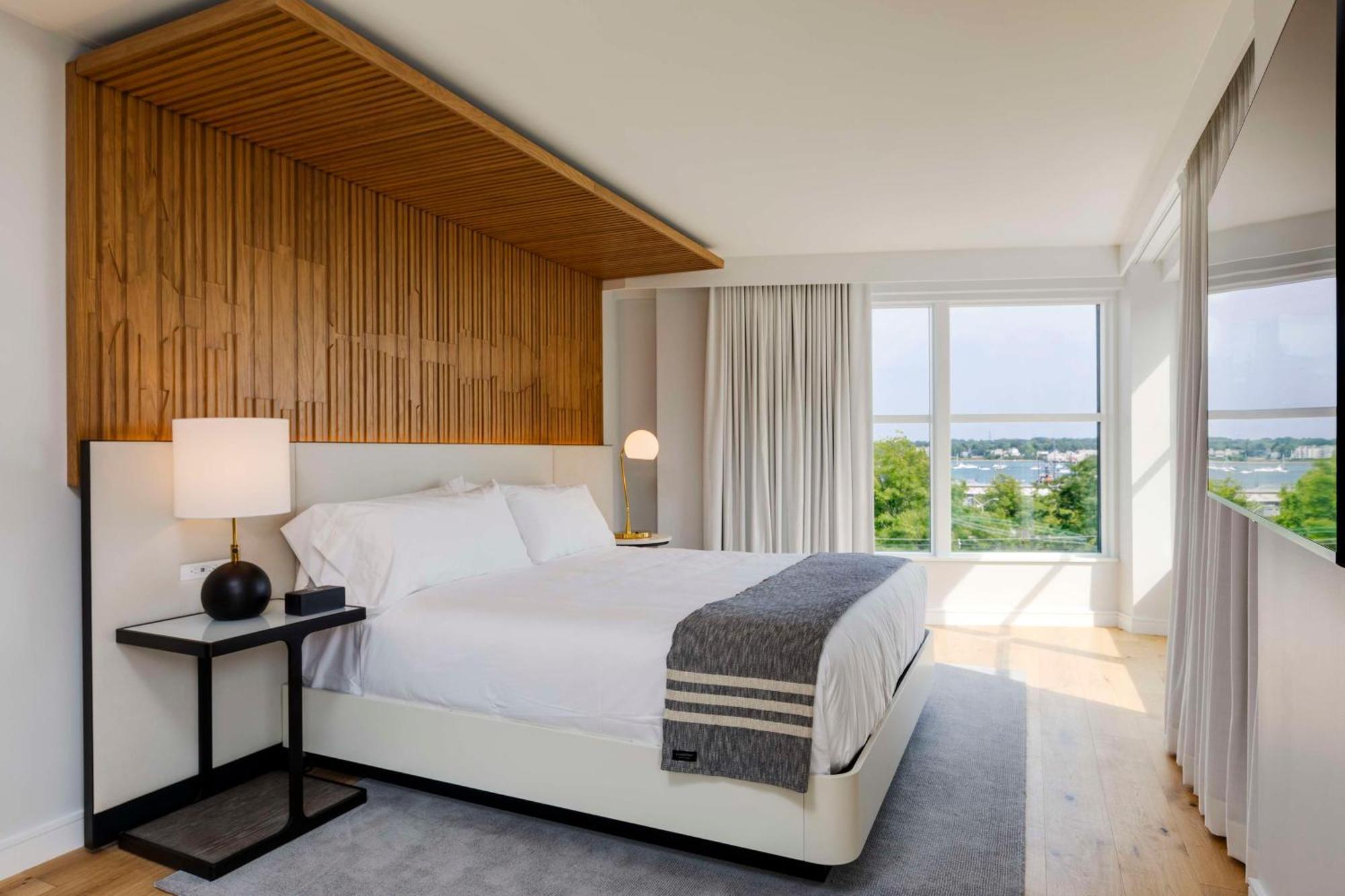 Canopy By Hilton Portland Waterfront Exterior photo